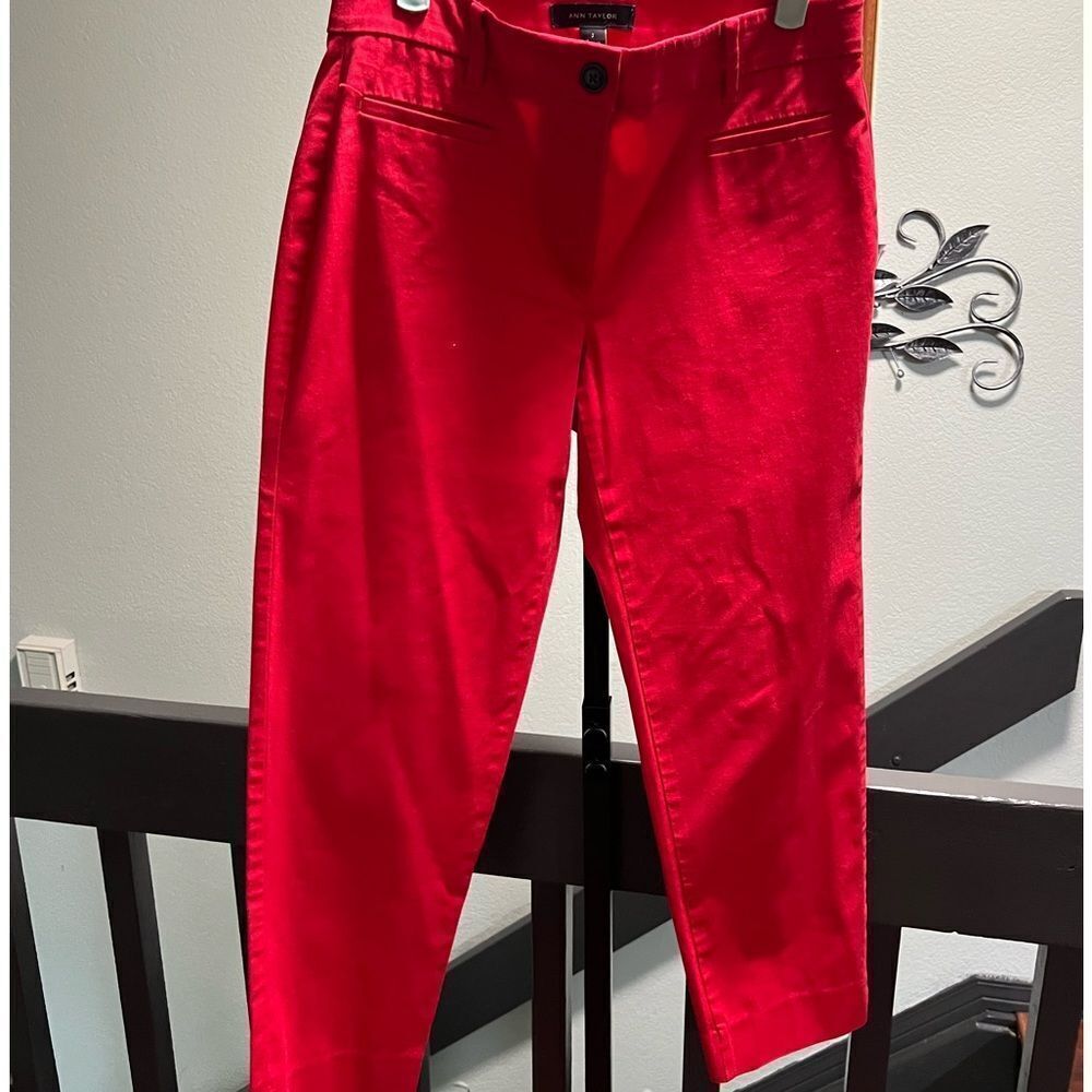 Ann Taylor Red Capris Size 2 #DP307